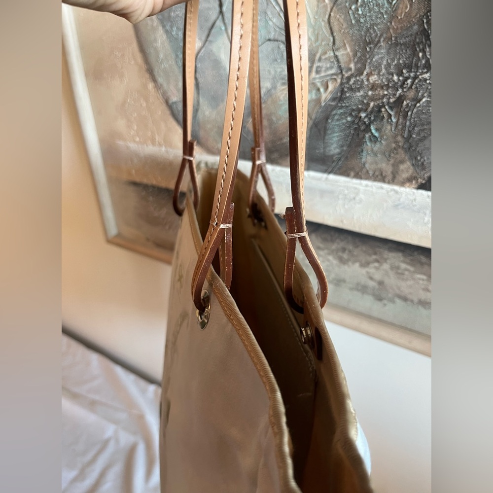 Anya Hindmarch London Tiara Cat Print Small Tote Bag - Picture 14 of 16